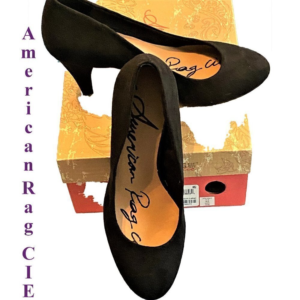 NWT American Rag CIE Black Felix Pump Like Velvet